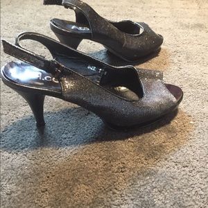 Black sparkle dress shoes